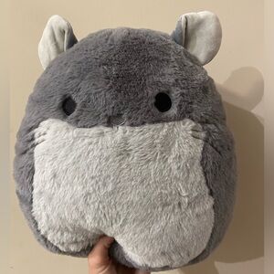 Miner the chinchilla Fuzz A‎ Mallows